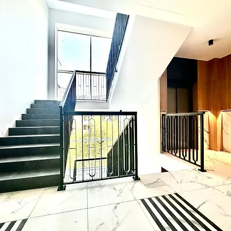 Nyska 59 - Self Check-in 20h - Parking &lift *