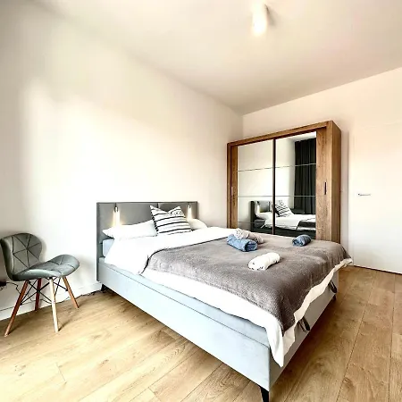 Nyska 59 - Self Check-in 20h - Parking &lift Apartament Wrocław